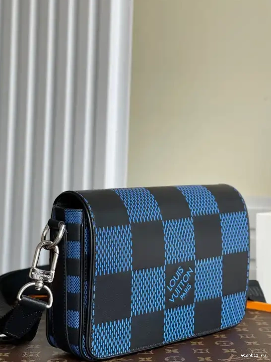 WIS LOUIS VUITTON MESSENGER STUDIO 0605